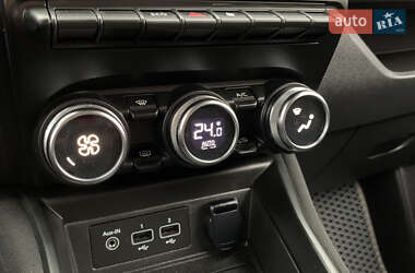 Хэтчбек Renault Zoe 2020 в 