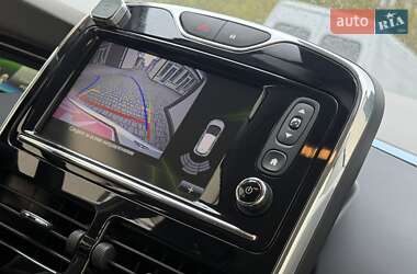 Хэтчбек Renault Zoe 2013 в 