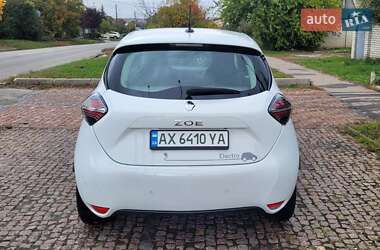 Хэтчбек Renault Zoe 2020 в 
