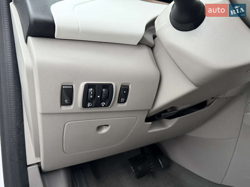 Хетчбек Renault Zoe 2018 в Тернополі фото 37 Хетчбек Renault Zoe 2018 в Тернополі