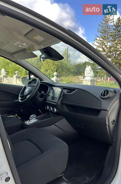 Хетчбек Renault Zoe 2020 в 