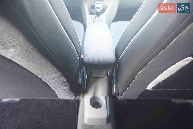 Хэтчбек Renault Zoe 2014 в Самборе
