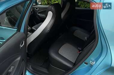 Хэтчбек Renault Zoe 2020 в 