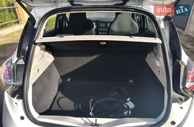 Хэтчбек Renault Zoe 2020 в 