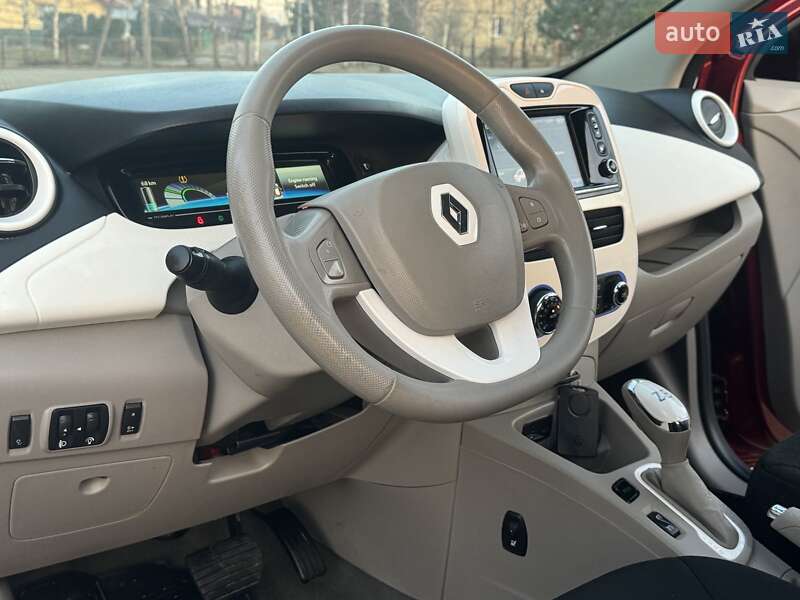 Хэтчбек Renault Zoe 2017 в Дрогобыче фото 13 Хэтчбек Renault Zoe 2017 в Дрогобыче