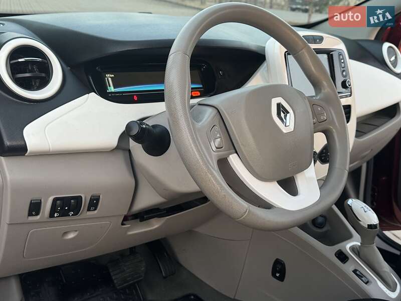 Хэтчбек Renault Zoe 2017 в Дрогобыче фото 17 Хэтчбек Renault Zoe 2017 в Дрогобыче