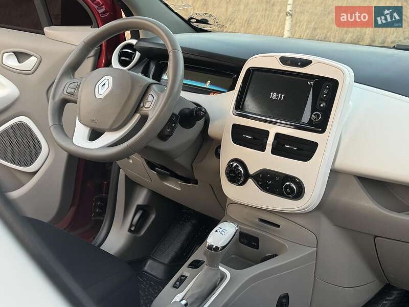 Хэтчбек Renault Zoe 2017 в Дрогобыче фото 32 Хэтчбек Renault Zoe 2017 в Дрогобыче