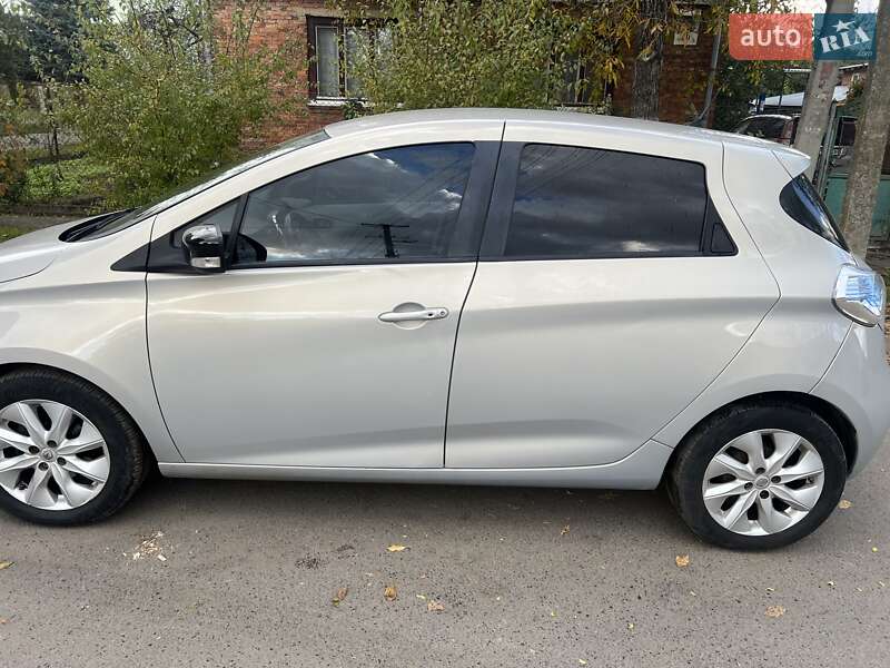 Хетчбек Renault Zoe 2016 в Львові