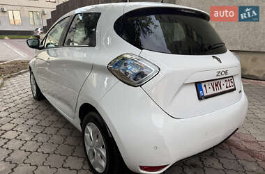 Хэтчбек Renault Zoe 2018 в 