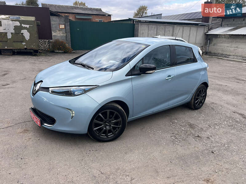 Хэтчбек Renault Zoe 2015 в Тернополе
