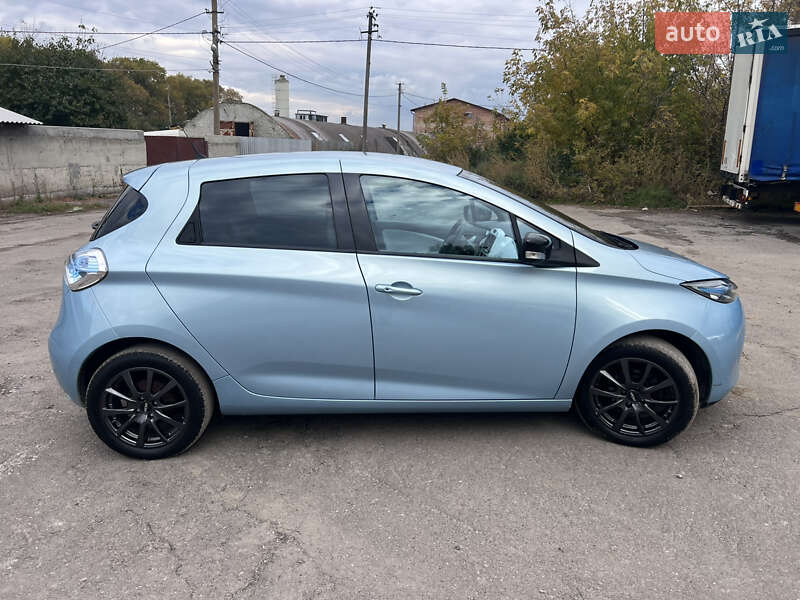 Хэтчбек Renault Zoe 2015 в Тернополе