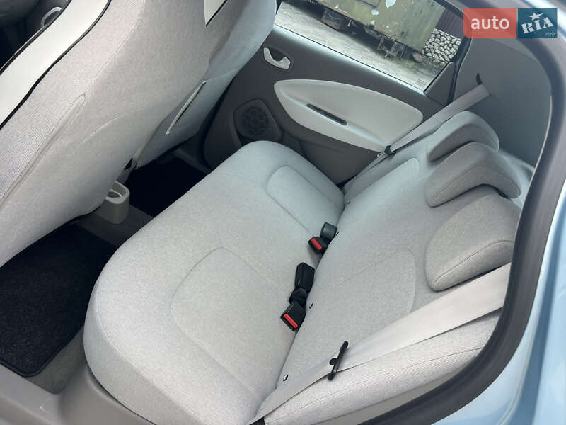 Хэтчбек Renault Zoe 2015 в Тернополе