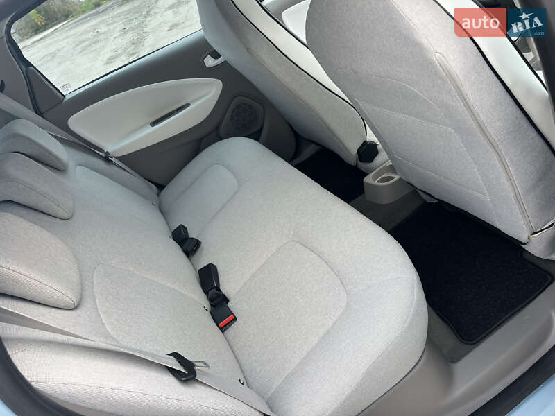 Хэтчбек Renault Zoe 2015 в Тернополе