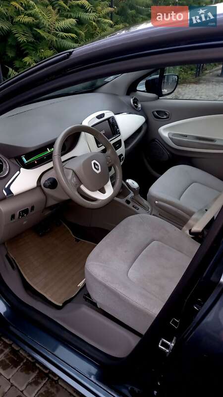 Хэтчбек Renault Zoe 2017 в Луцке