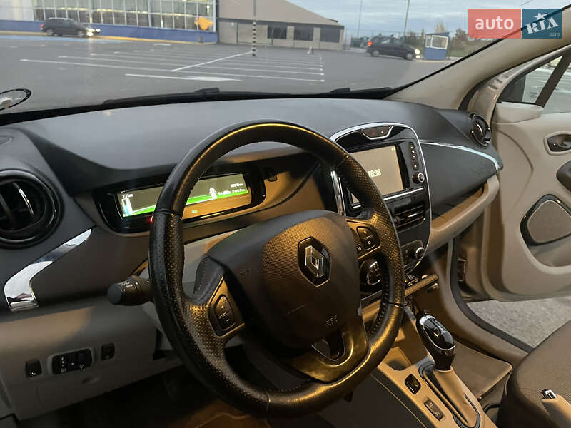 Хэтчбек Renault Zoe 2015 в Луцке