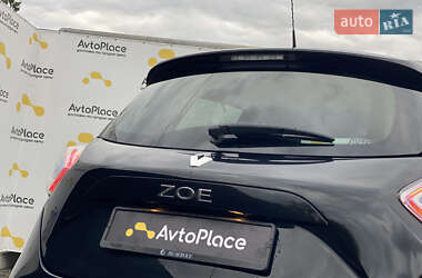 Хэтчбек Renault Zoe 2016 в 