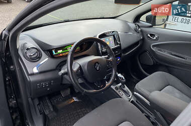 Хэтчбек Renault Zoe 2016 в 