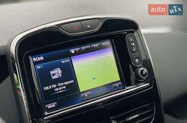 Хэтчбек Renault Zoe 2016 в 