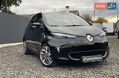 Хэтчбек Renault Zoe 2016 в 