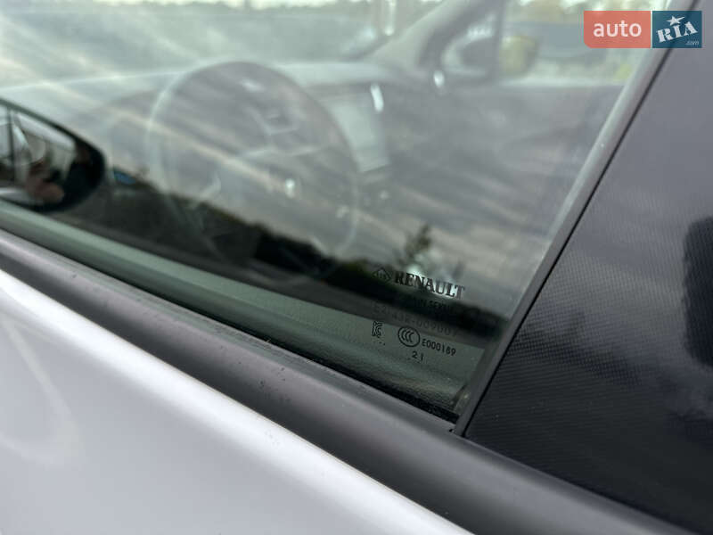 Хэтчбек Renault Zoe 2021 в Мукачево