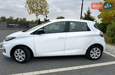 Хэтчбек Renault Zoe 2021 в 