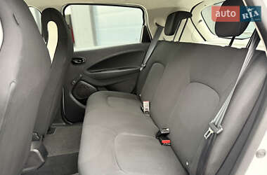 Хэтчбек Renault Zoe 2020 в 