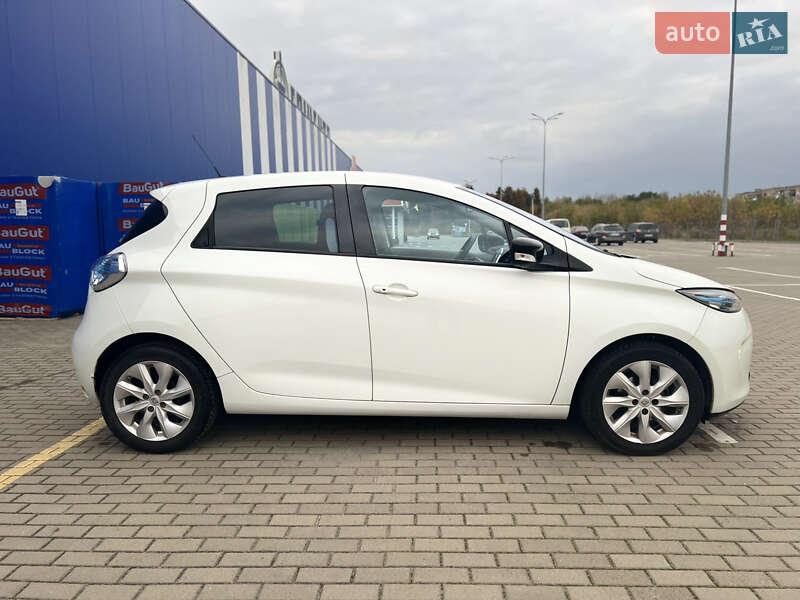 Хэтчбек Renault Zoe 2014 в Дубно