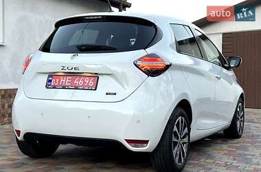 Хетчбек Renault Zoe 2022 в 