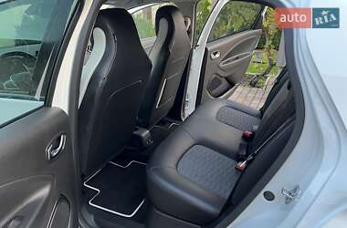 Хетчбек Renault Zoe 2022 в 