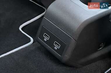 Хетчбек Renault Zoe 2022 в 