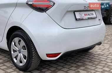 Хэтчбек Renault Zoe 2020 в 