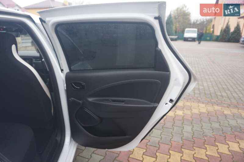 Хэтчбек Renault Zoe 2020 в Самборе