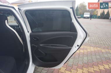 Хэтчбек Renault Zoe 2020 в 