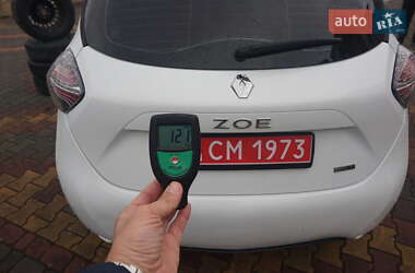 Хэтчбек Renault Zoe 2020 в 