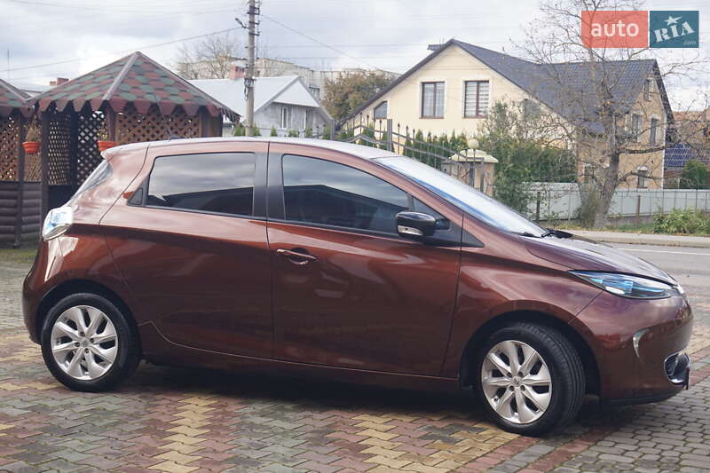 Хэтчбек Renault Zoe 2015 в Самборе