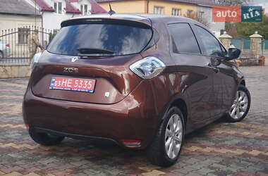 Хэтчбек Renault Zoe 2015 в 