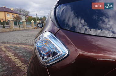 Хэтчбек Renault Zoe 2015 в 