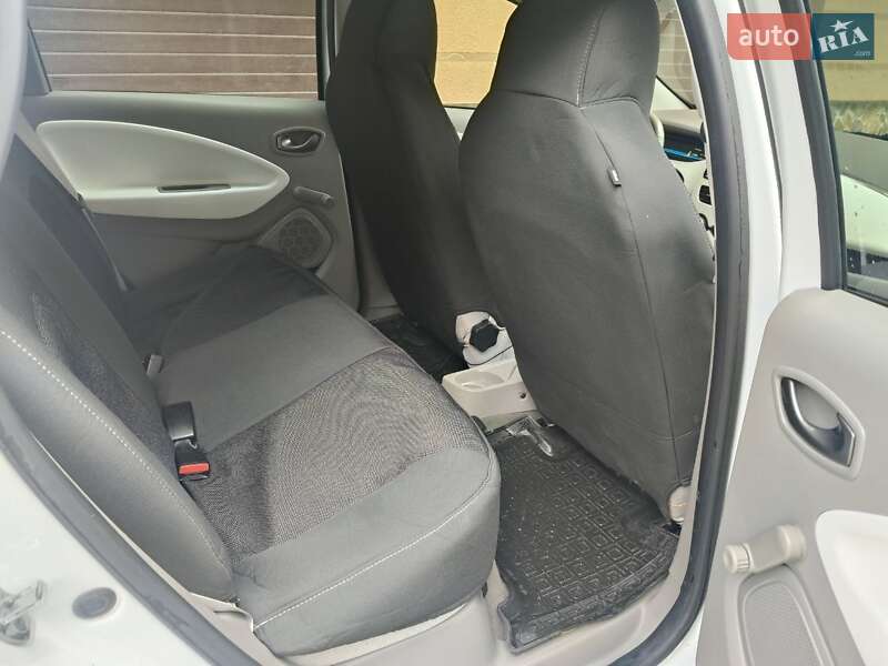 Хетчбек Renault Zoe 2017 в Надвірній фото 15 Хетчбек Renault Zoe 2017 в Надвірній