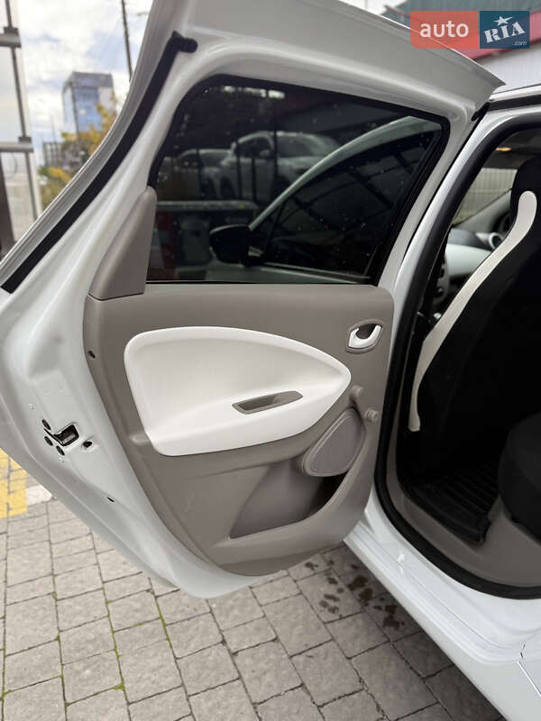 Хэтчбек Renault Zoe 2018 в Львове