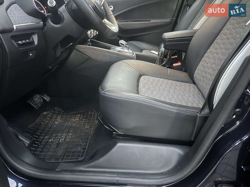 Хэтчбек Renault Zoe 2022 в Дубно
