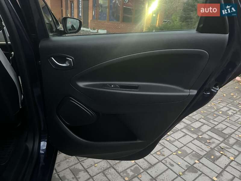 Хэтчбек Renault Zoe 2022 в Дубно