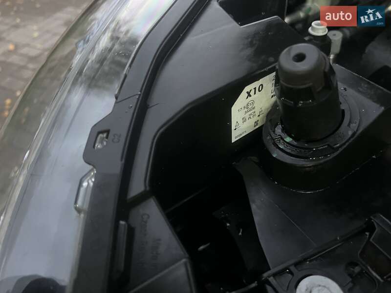 Хэтчбек Renault Zoe 2022 в Дубно