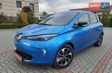 Хэтчбек Renault Zoe 2018 в 