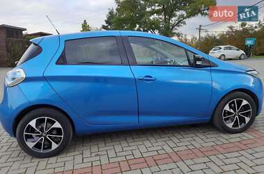Хэтчбек Renault Zoe 2018 в 