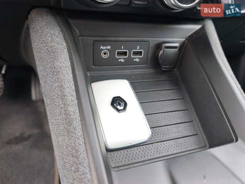 Хэтчбек Renault Zoe 2020 в Полтаве фото 25 Хэтчбек Renault Zoe 2020 в Полтаве