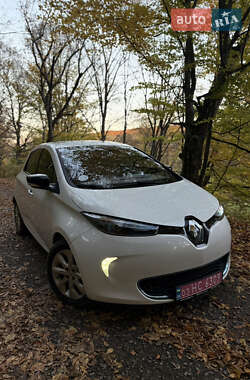 Хетчбек Renault Zoe 2013 в  фото 2 Хетчбек Renault Zoe 2013 в