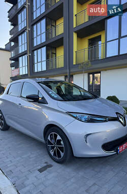 Хэтчбек Renault Zoe 2018 в 