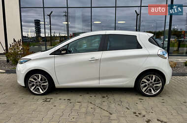 Хэтчбек Renault Zoe 2015 в 