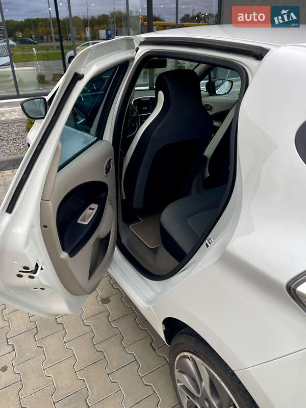Хэтчбек Renault Zoe 2015 в Луцке фото 13 Хэтчбек Renault Zoe 2015 в Луцке