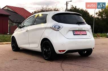 Хэтчбек Renault Zoe 2017 в 
